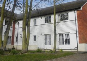 2 bedroom Flat to re...